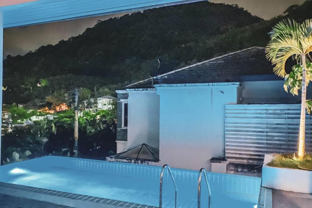 3 Bdr Pool Villa Patong 芭东3卧室泳池别墅 远海景 Bagian luar foto