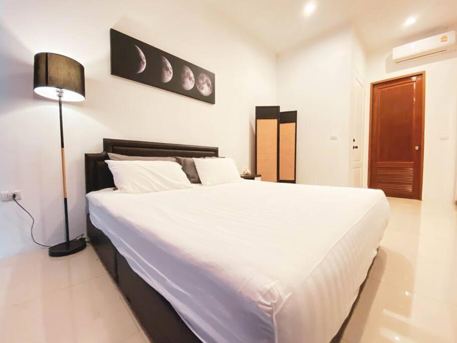 3 Bdr Pool Villa Patong 芭东3卧室泳池别墅 远海景 Bagian luar foto